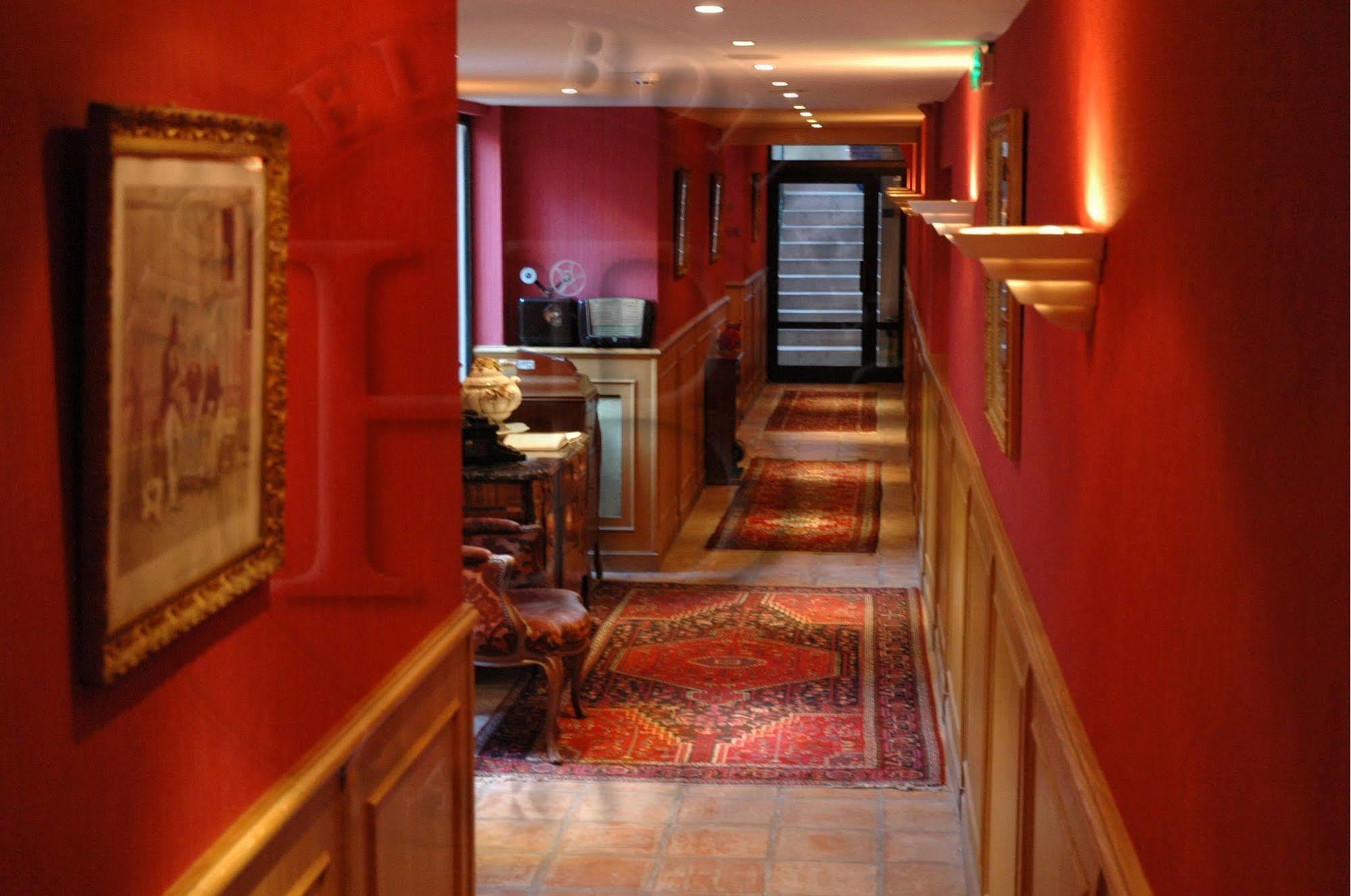 Hotel Boileau Párizs Kültér fotó
